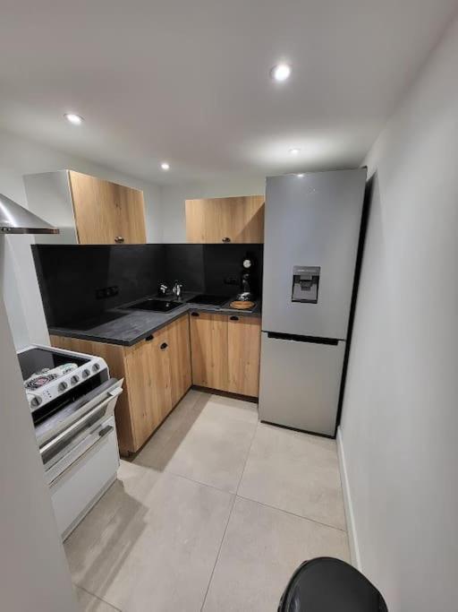 Studio 2 Personnes Equipe Carignan-de-Bordeaux Εξωτερικό φωτογραφία